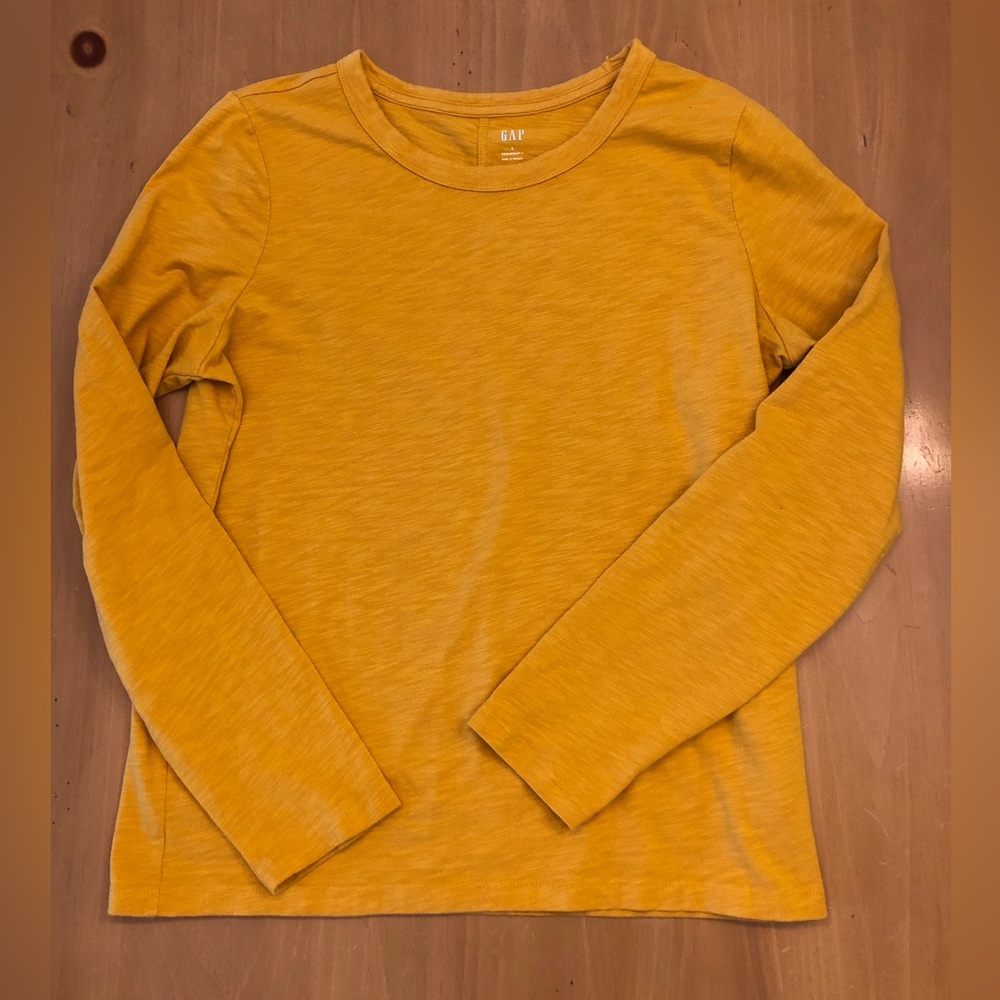 Gap top